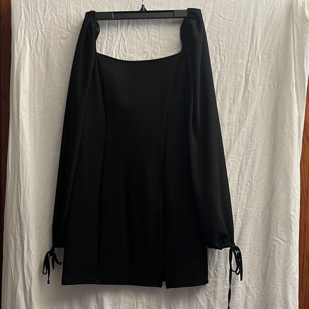 Forever 21 Black Garment